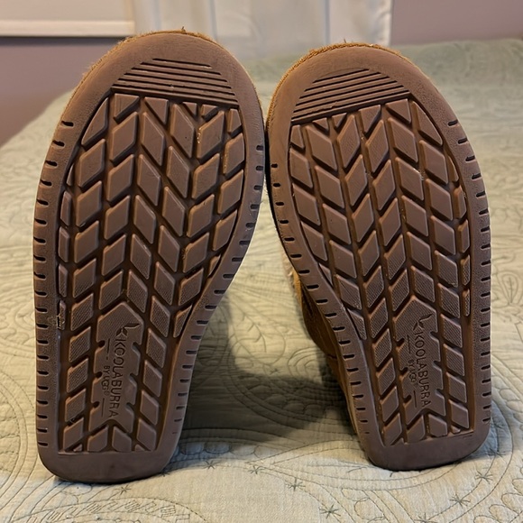 Koolaburra by UGG Zip-Up Boots - Girls size 2 - Picture 13 of 16